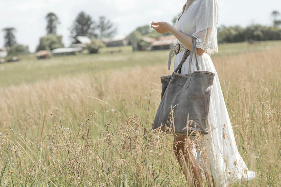 Shopper with Zip